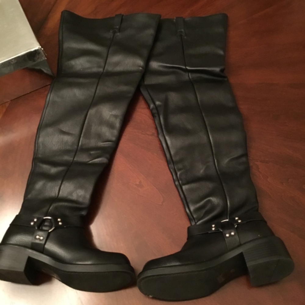 FREE RIDER THIGH HIGH RIDING BOOT IN BLACK - 8 - Picture 2 of 4